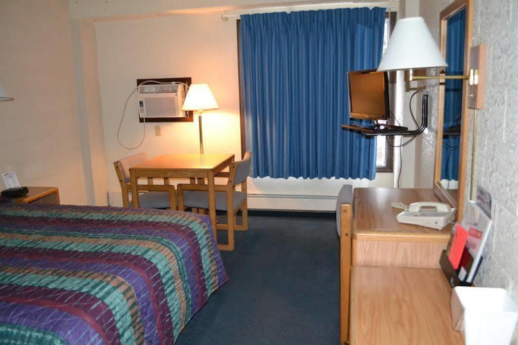 Aero Inn Kalispell Bagian luar foto